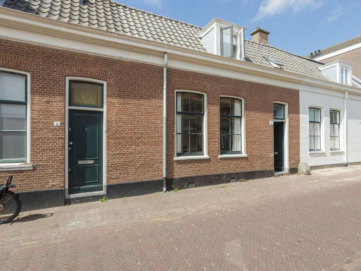 Picturesque Fisherman S House In Scheveningen Near The Shops Haag Rum bild